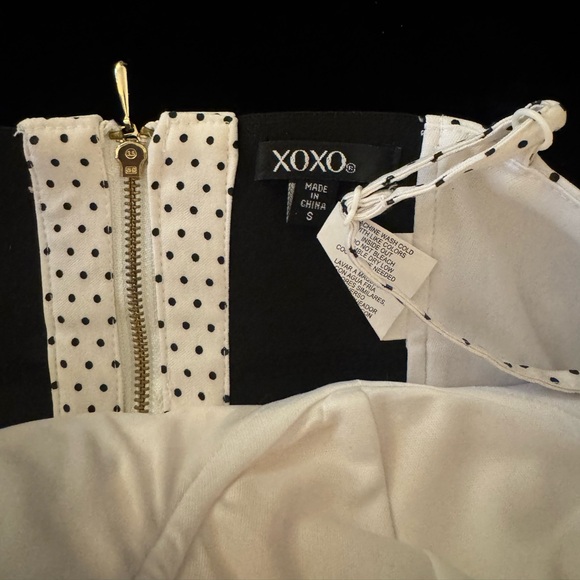 XOXO White Polka Dot Crop Top - Picture 5 of 5